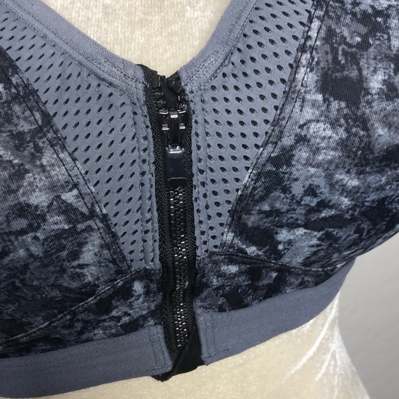 Maidenform Sports Bra Size 36DD - Picture 3 of 8